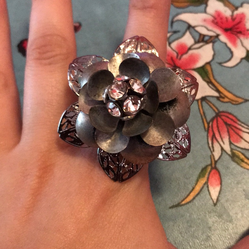 Flower Rhinestone Ring